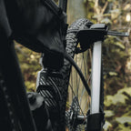 Thule Epos w/ lights 3-bike foldable hitch platform bike rack with lights & license plate holder