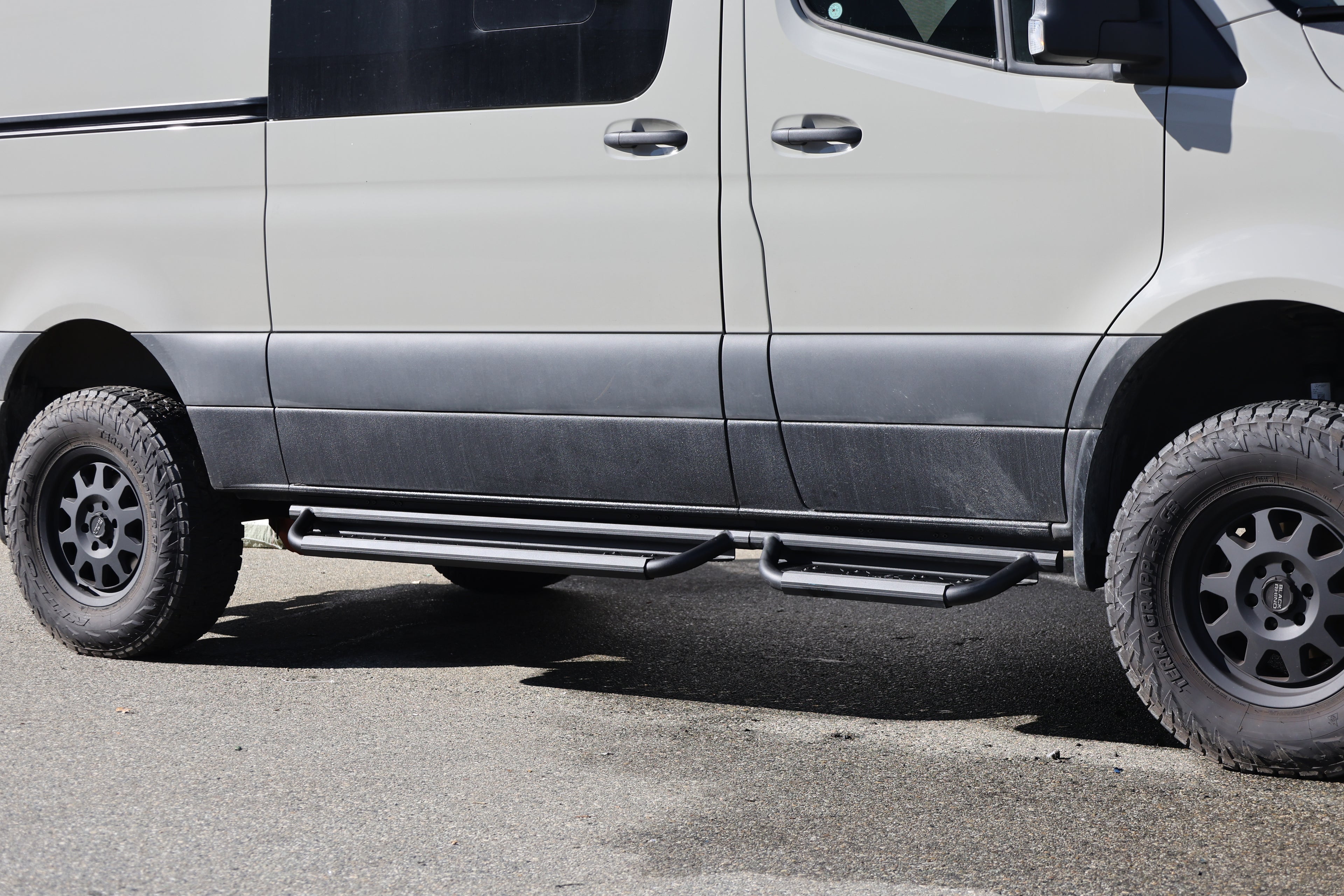 Sprinter Running Boards – Hexagon Series