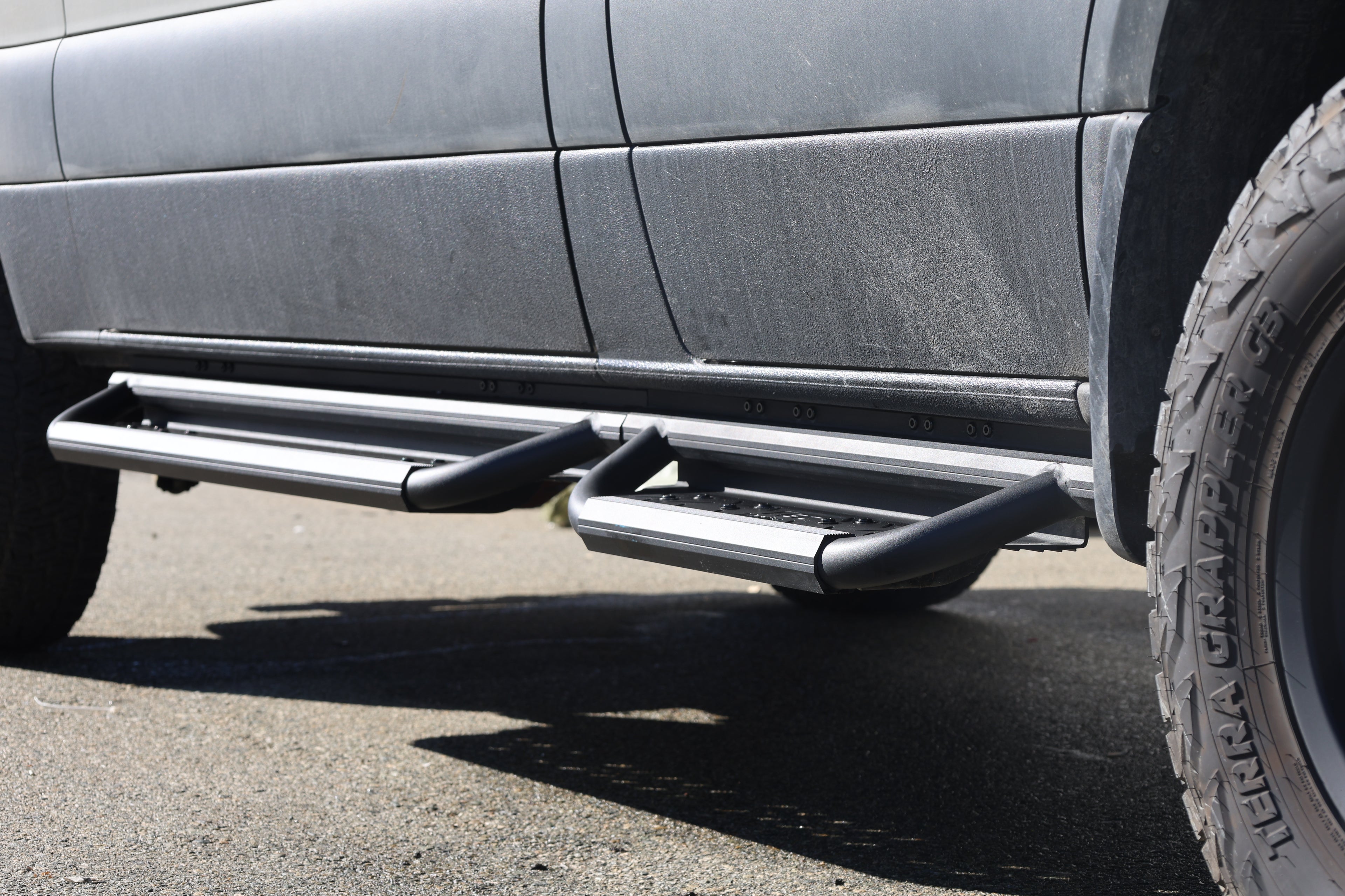 Sprinter Running Boards – Hexagon Series