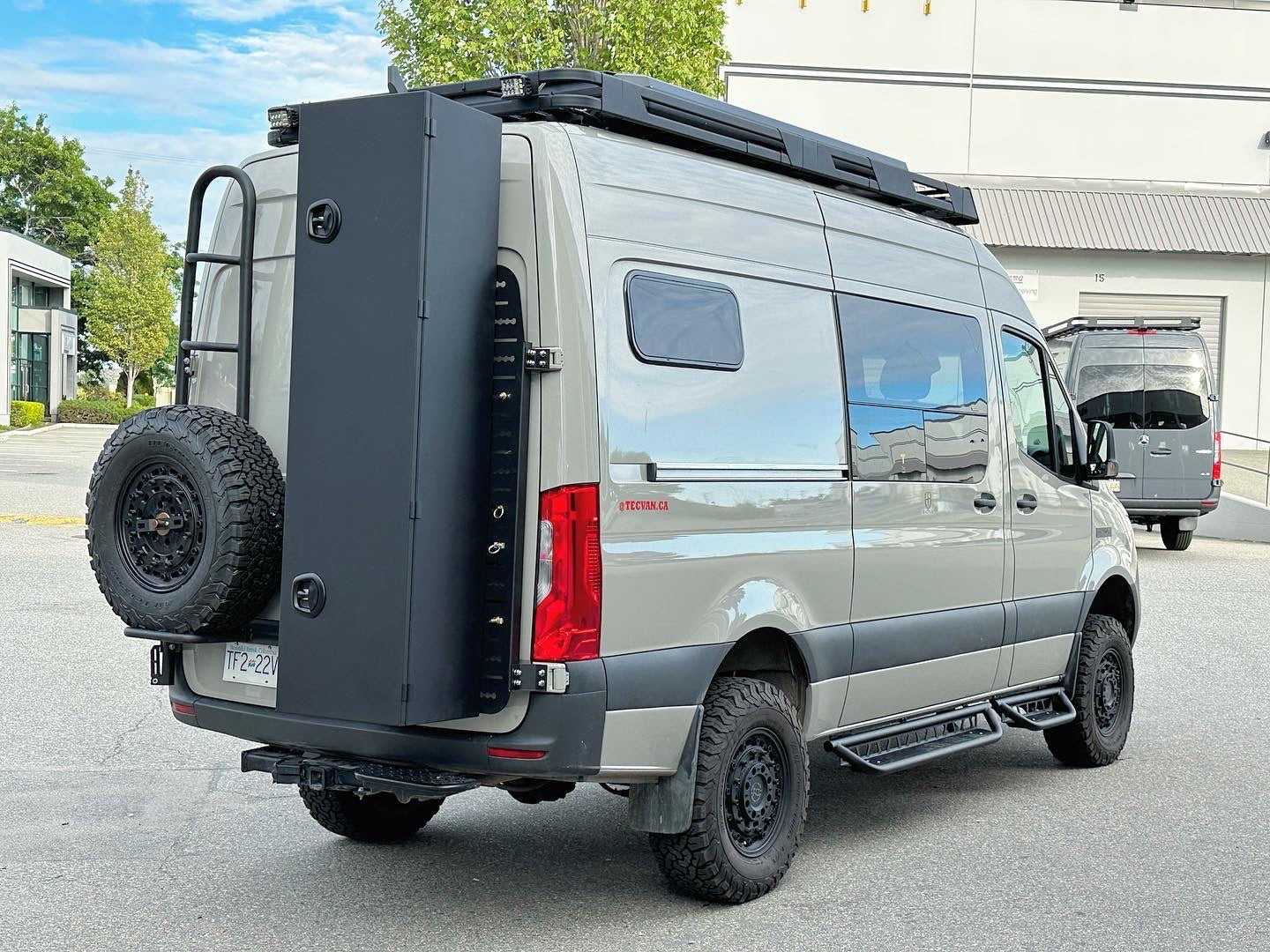 Camper van snowboard exterior storage box