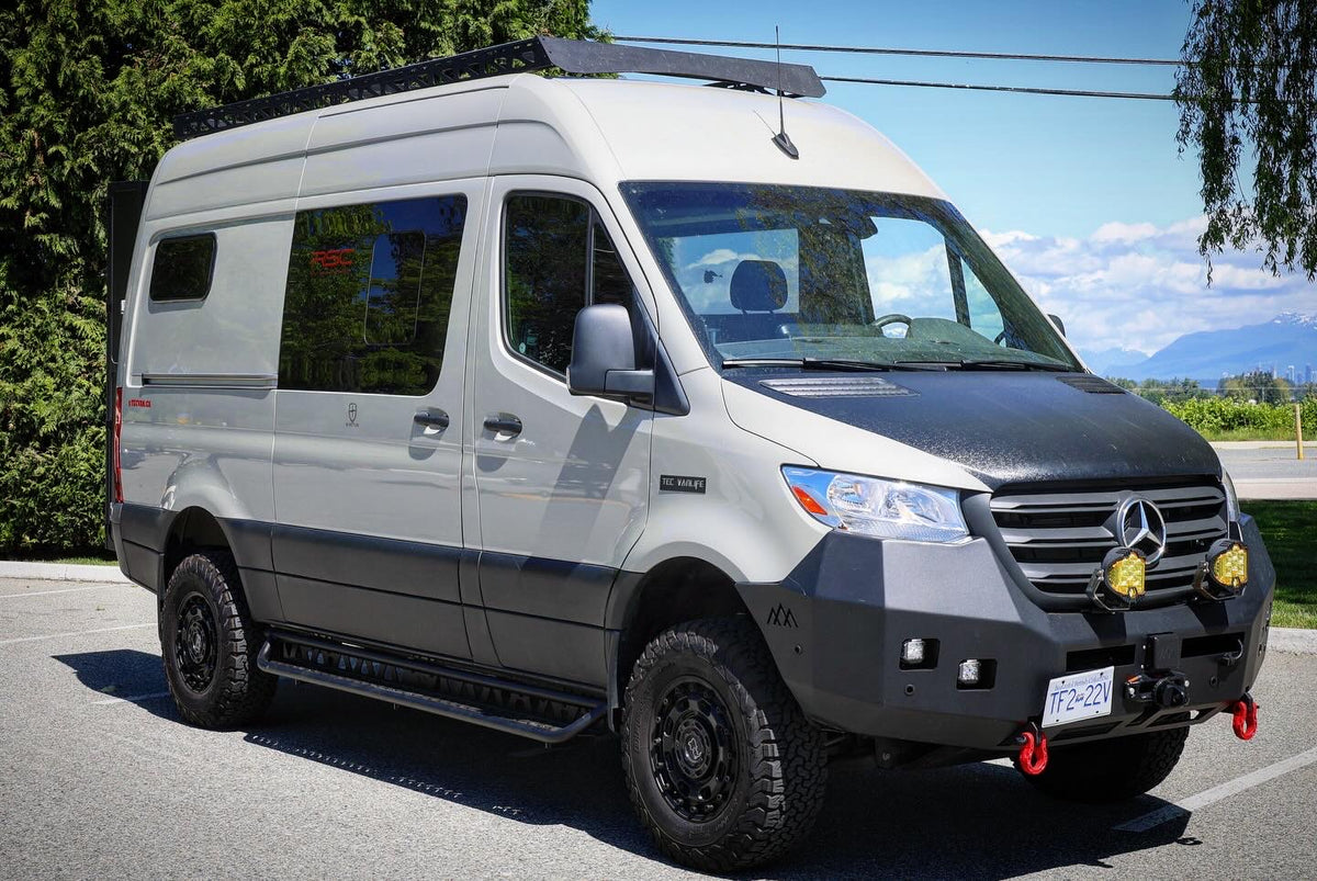 Full-length Sprinter running board side profile