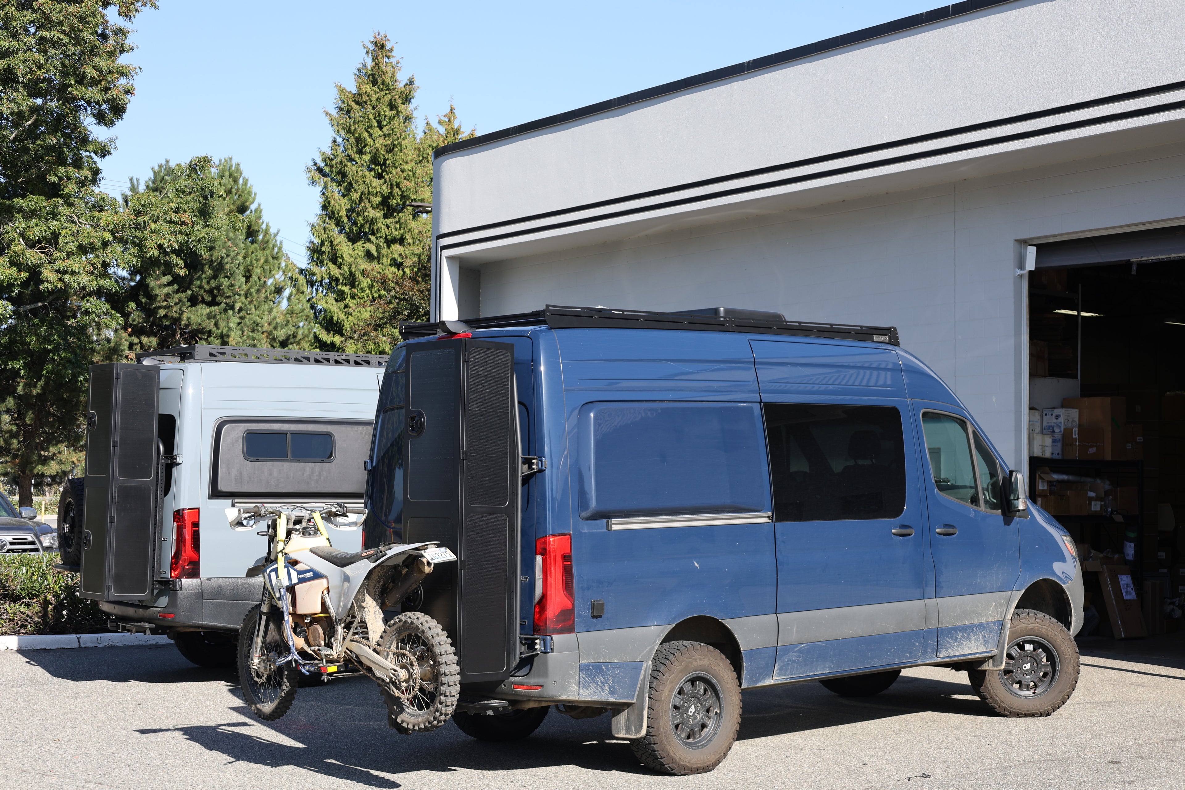 Trenta carbon fiber ski box front view