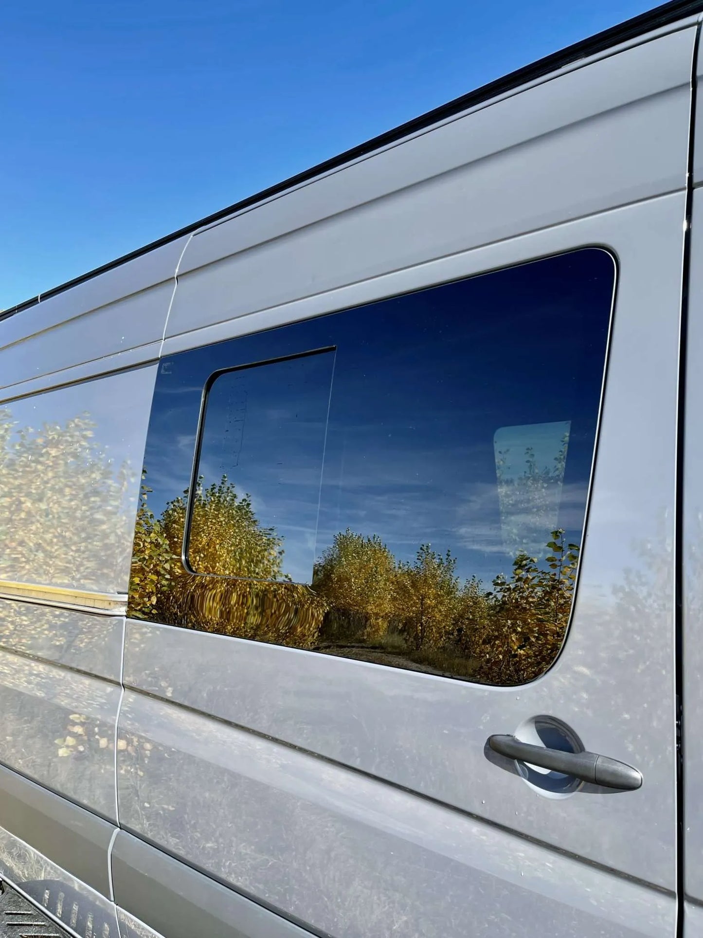 SPRINTER 2007+ AM AUTO Half Sliding Window